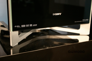 Illustration for article titled Hands On Sony's 200-Disc Blu-ray Changing Monolith